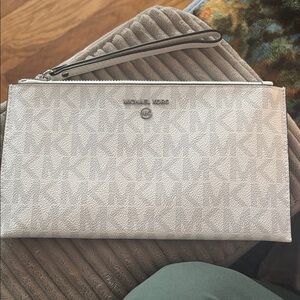 Michael Kors Textured Silver Wristlet